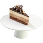 izrezani komad čokoladne torte